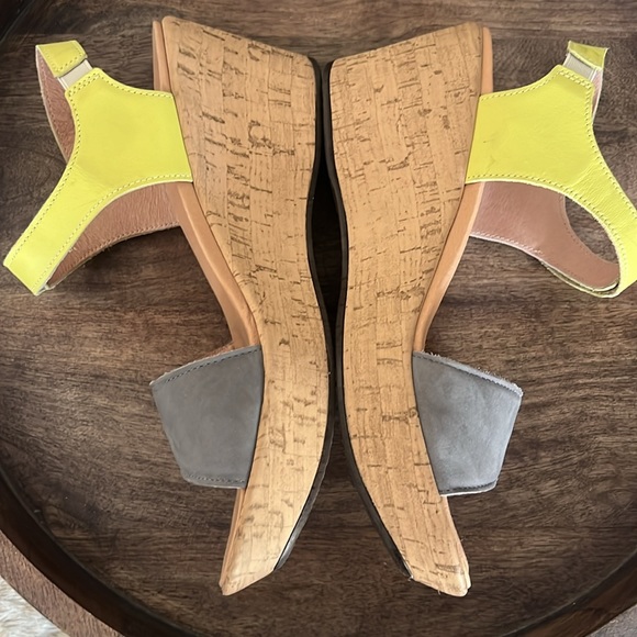 NAOT Summer Cork Platform Wedge Sandal in gray/lime. Size EU 41 US 10-10.5 NWOB - Picture 11 of 17